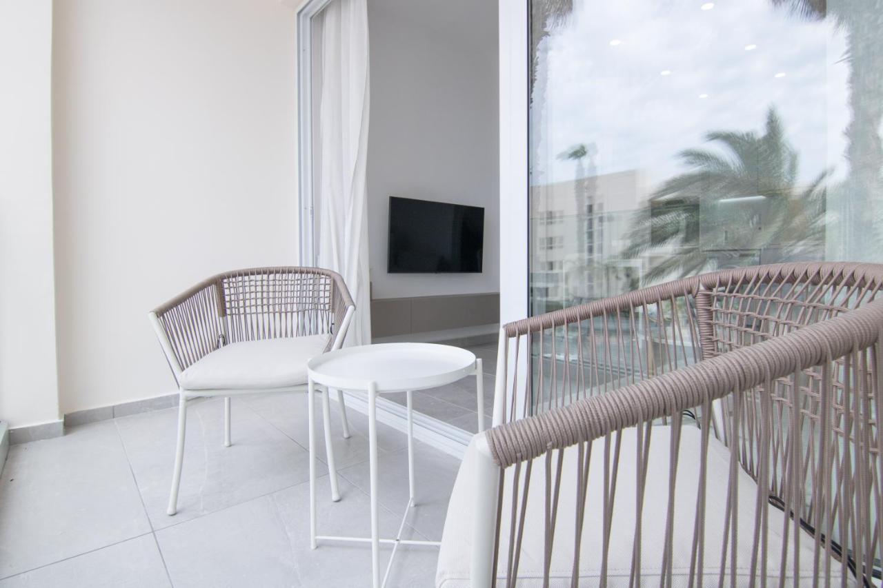 Phaedrus Living Seaview Modern Flat Limnaria 134 Apartment Paphos Ngoại thất bức ảnh